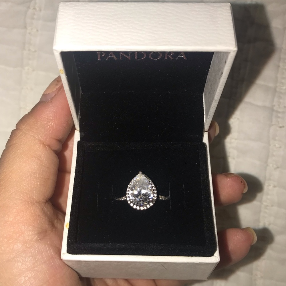 Pandora teardrop ring
